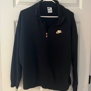 Nike oversized 1/4 zip sweatshirt size Medium